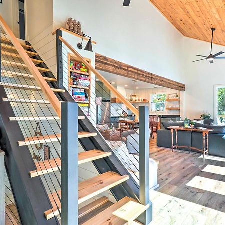 Villa Colorful Golden Getaway With Panoramic Views! Extérieur photo